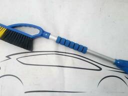 Щетка - скребок для чистки снега с авто 80СМ