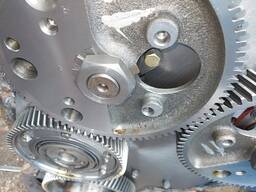 Шестерні валів двигуна ЯАЗ206