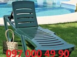 Шезлонг пластиковый для дома, дачи