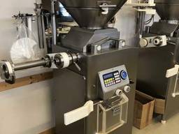 Шприц вакуумный колбасный frey