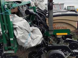 Сівалка точного висіву Great Plains YP825A-0870