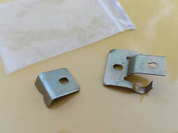 Скоба ободка фары (верх+низ) ВАЗ 2101-02