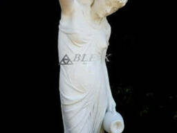 Скульптура , Статуя - фонтан " Девушка с Кувшином "
