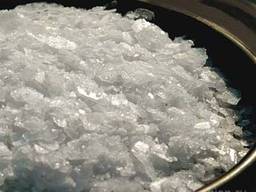 Сода каустична луска