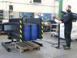 Стаціонарний змінник піддонів Toppy Side Press