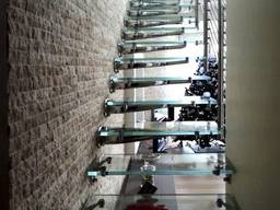 Ступени из стекла