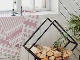 Стелаж для дров у стилі лофт