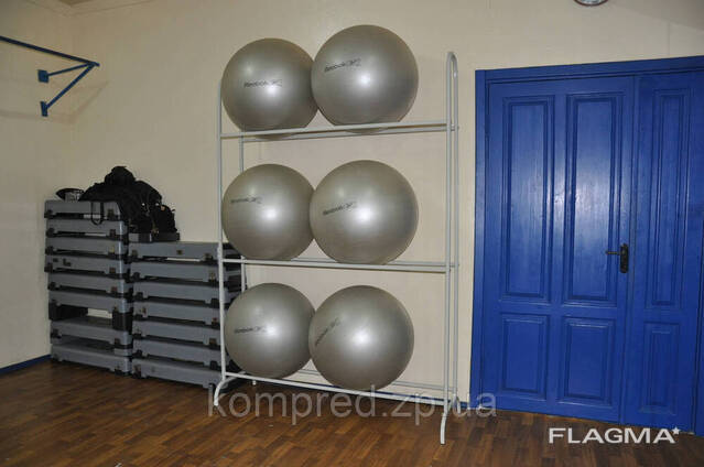 Стеллаж для фитболов 1540х490х2130 (три полки для мячей) Черный Kompred OL160/3