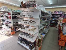 Стеллажи торговые для магазинов всех форматов.