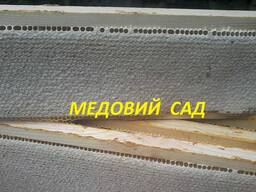 Стільниковий (сотовий) мед у рамках