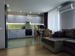 Стмльна 3-кімнатна квартира в клубному будинку Скеля