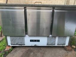 Стол холодильный саладетта для шаурмы, пицерии, пекарни