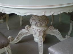 Стол и 6 стульев барокко