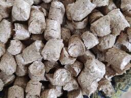 Straw pellets