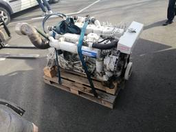 Судовой двигатель Cummins 6BTA5.9 с реверс-редуктором в КИЕВЕ