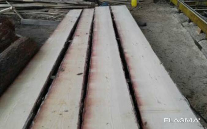 Дошка суха сосни, дубу 30-50мм.