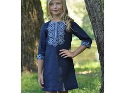 Сукня для дівчинки з синього льону з вишивкою