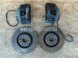 Супорт AUDI A3 8P 2003-2008 ГОД