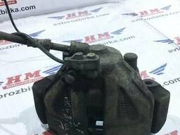 Суппорт передний Mercedes Sprinter 2.7 Мерседес Спринтер