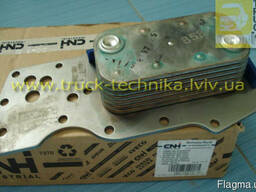 Теплообменник, масляный радиатор Iveco 5801750731