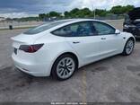 Tesla Model 3 2023 року. - фото 2