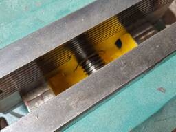 Тиски станочные поворотные губки 320 мм