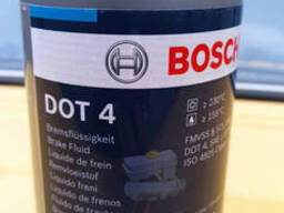 Тормозная жидкость ДОТ 4 Bosch 1 л