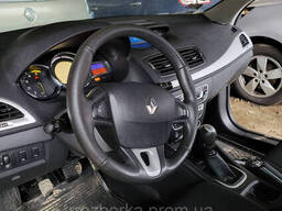 Торпеда з подушкою безпеки Airbag Renault Megane 3 09-15р. (панель приборів Рено Меган. ..