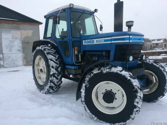 Трактор Ford 8700