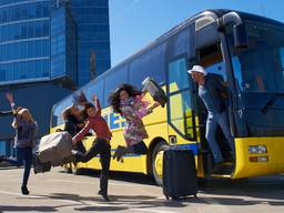 Трансфер по Львову, Перевозки туристов со Львова, Поездки в Европу под заказ Львов