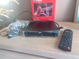 Цифровий супутник HD приймач Strong SRT7711 для телебачення від Viasat