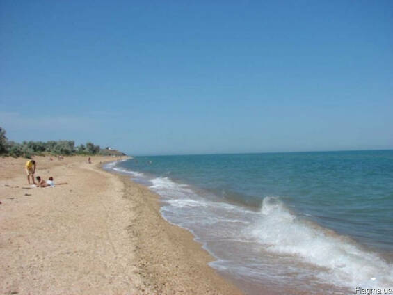 Участок 1.5 ГА п.Новоотрадное 1 линия 100 метров до моря