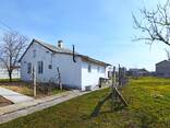 Участок с домом в курортном пригороде Евпатории - фото 1
