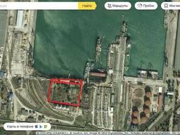 Участок в морском порту