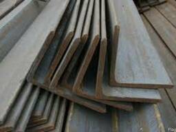 Продам уголок 50*50 ; 40х40 ; 70*70 ; 100 х100 мм