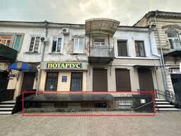 Ул. Новосельского, фасадное цокольное помещение с мебелью 149м. кв. под офис.