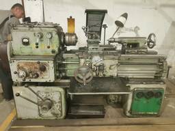 Универсальный токарно винторезный станок 1А616