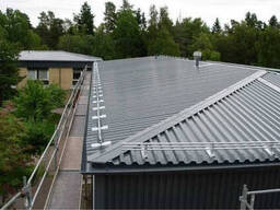 Устройство кровли с профнастила