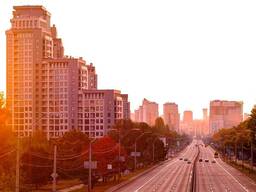 Великий паркінг в ЖК Крістал Парк Тауер (пр-т Берестейський, 42). Без%