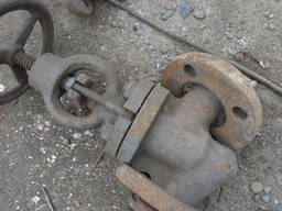 Вентиль стальной Ду40 15с 27 нж Ру63