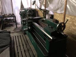 Верстат токарно-гвинторізний Kusong-3