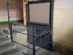 Вертикальна платформа відкритого типу, на висоту до 2 метрів