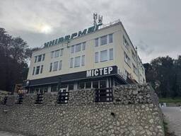Видове комерційне приміщення 400 кв.м. на першій лінії - центр Кременця !