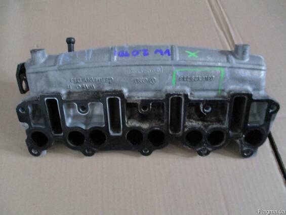 Volkswagen Passat B6 2005-2010 Впускной коллектор 03G129713