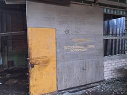 Ворота відкатні 2,85 × 2,85 м.