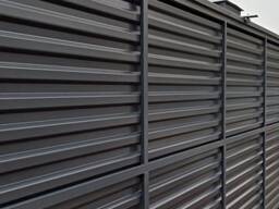 Виготовлення та монтаж парканів, воріт та хвірток будь-якої складності.