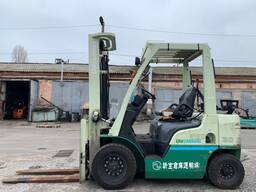 Вилковий автопогрузчик Nissan, вагонник з щоглою 5.15 метри. 2015 року. Модель: P1F2A20D.