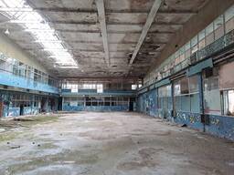 Виробниче приміщення 2700 м²