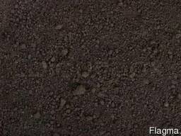 Чернозем полевой плодородный мелкозернистый черный