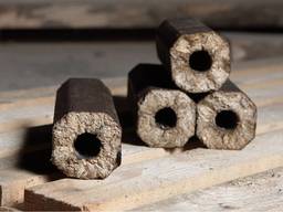 Wooden Briquettes (PiniKay, Ruf, Nestro)